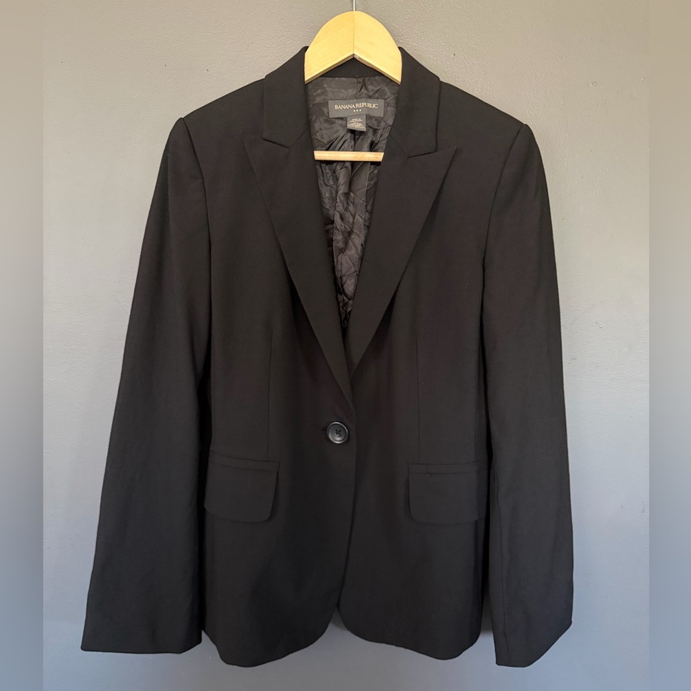 Banana Republic Black Single-Button Blazer